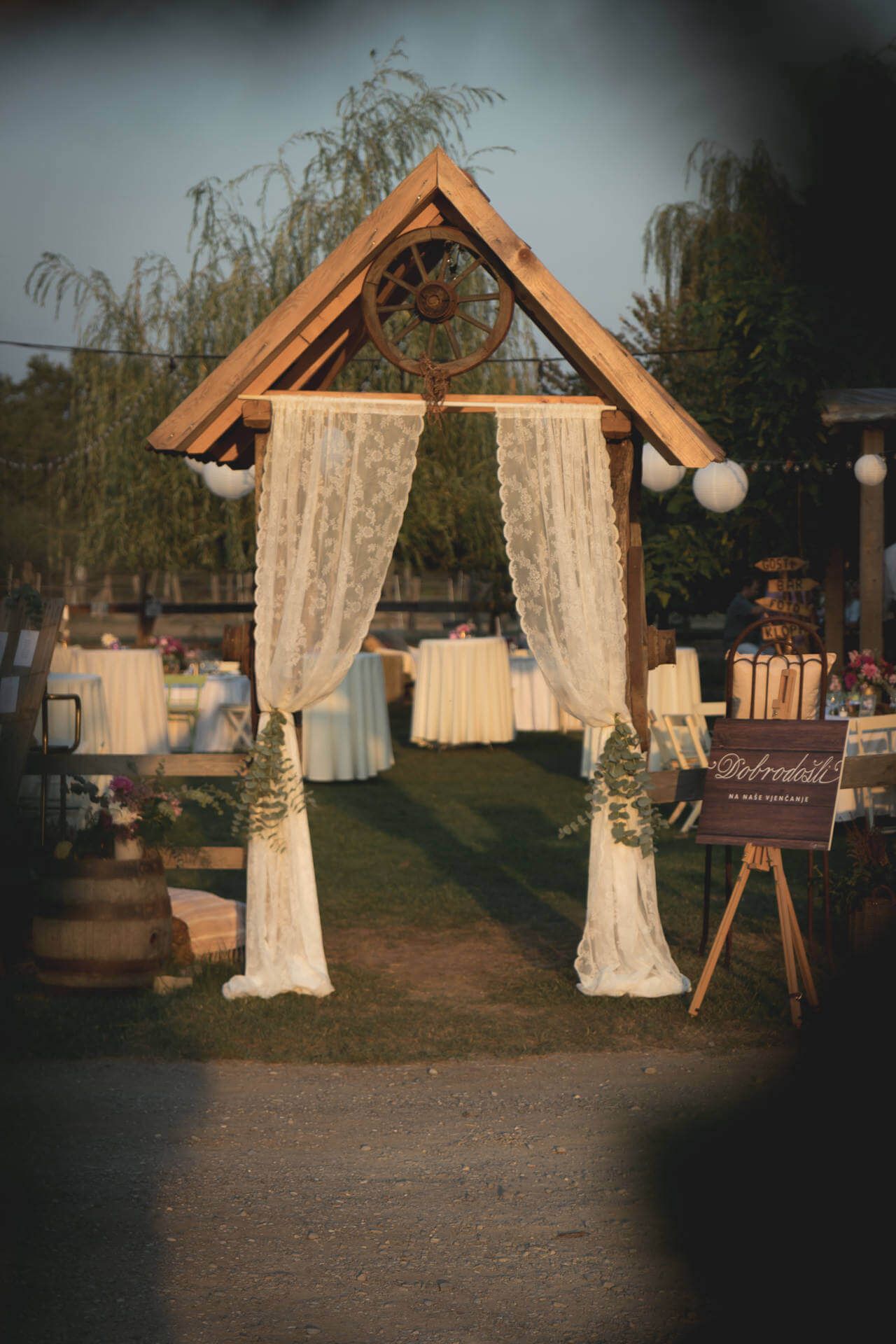 Rustikalno vjenčanje